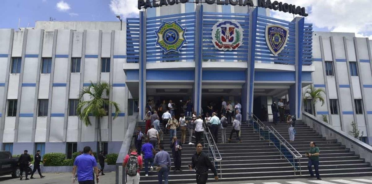 Buscan a cuatro "peligrosos prófugos" vinculados a secuestros y homicidios