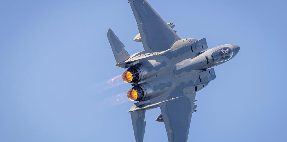 Kuwait derriba "por error" tres aviones caza de Estados Unidos