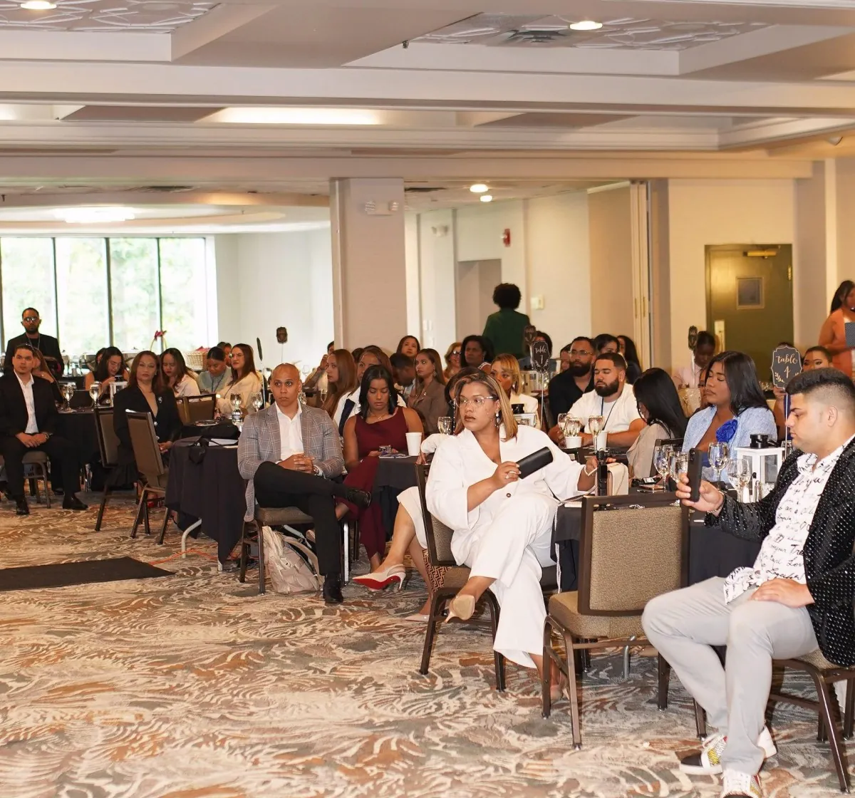 Empresarias y líderes hispanas fortalecen su red de influencia durante taller celebrado en Estados Unidos