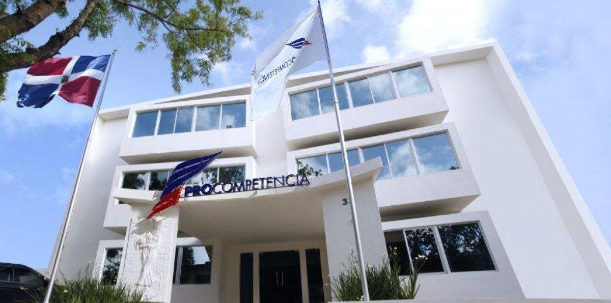 Procompetencia inicia investigación por licitación del Inabie