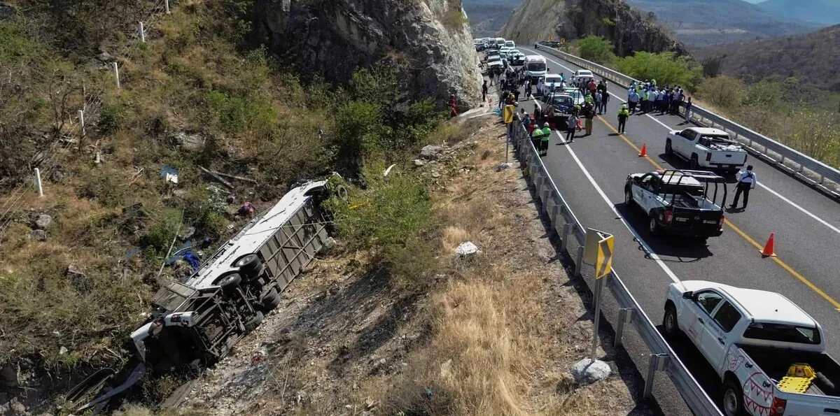 Accidente carretero deja 11 muertos en el noroeste de México