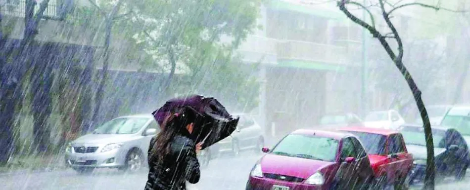 Onda tropical generará aguaceros esta tarde; vigilan tormenta tropical Dolly