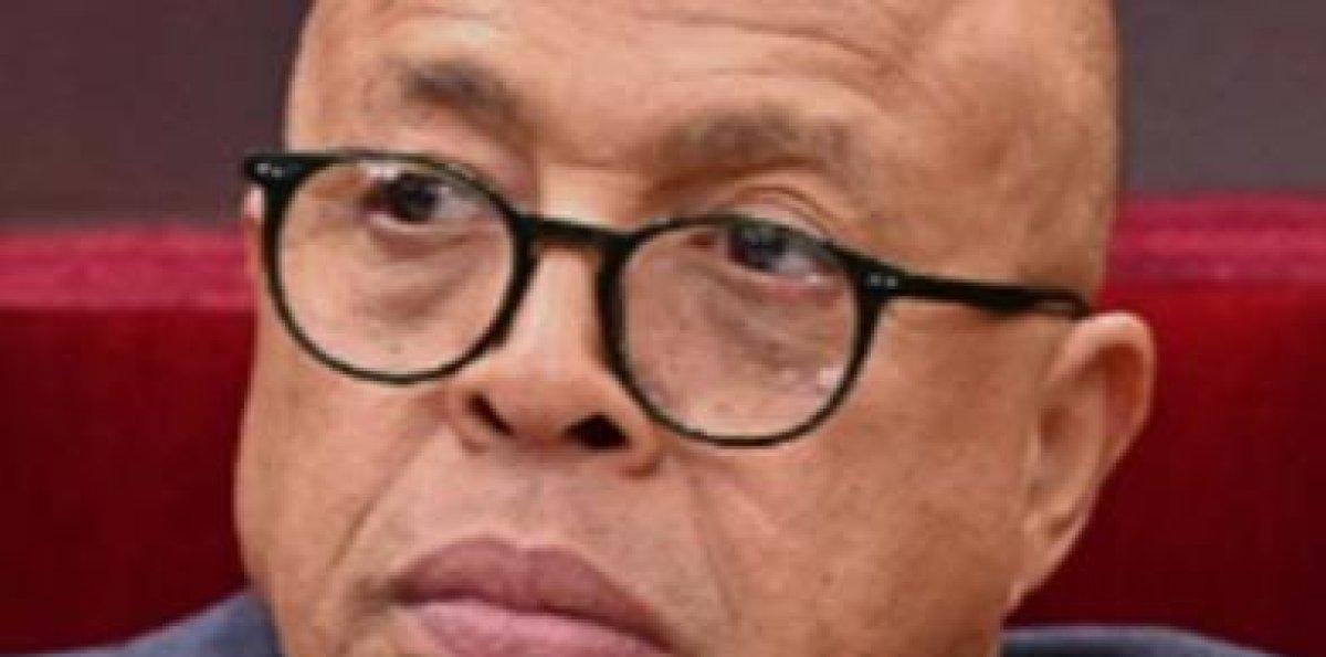 Pacheco protesta contra cancelaciones