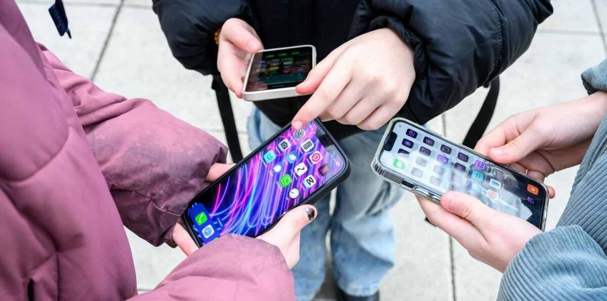 Países imponen límites a las redes sociales y combaten la pornografía con IA para proteger a menores