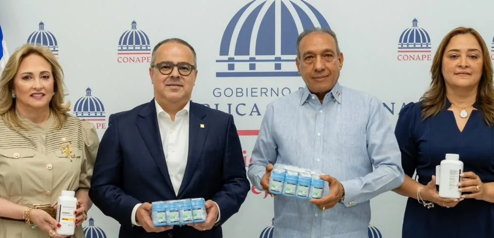 Sanar una Nación entrega alimentos y medicinas a Conape