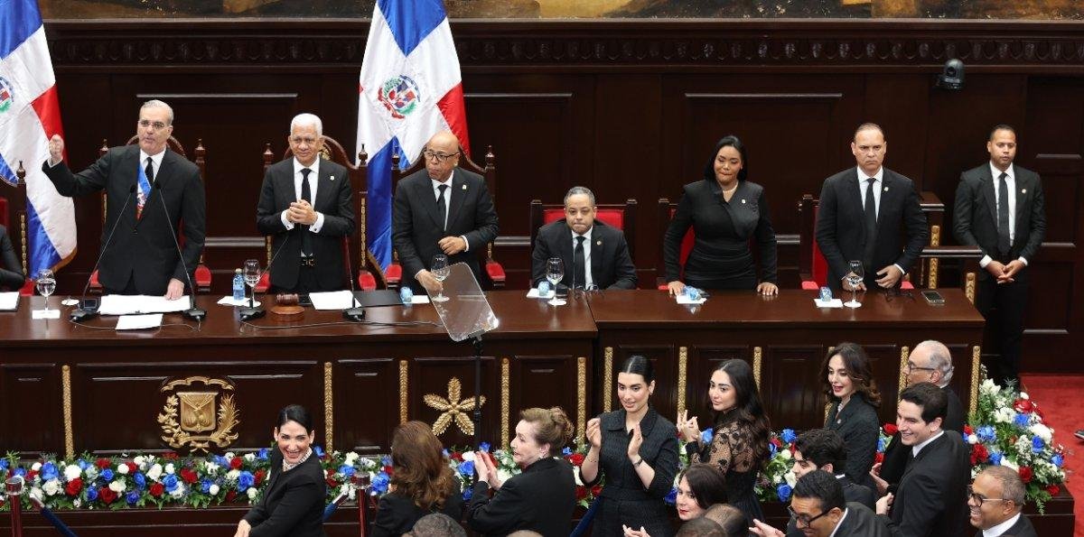 Luis Abinader cita metas alcanzadas en educación