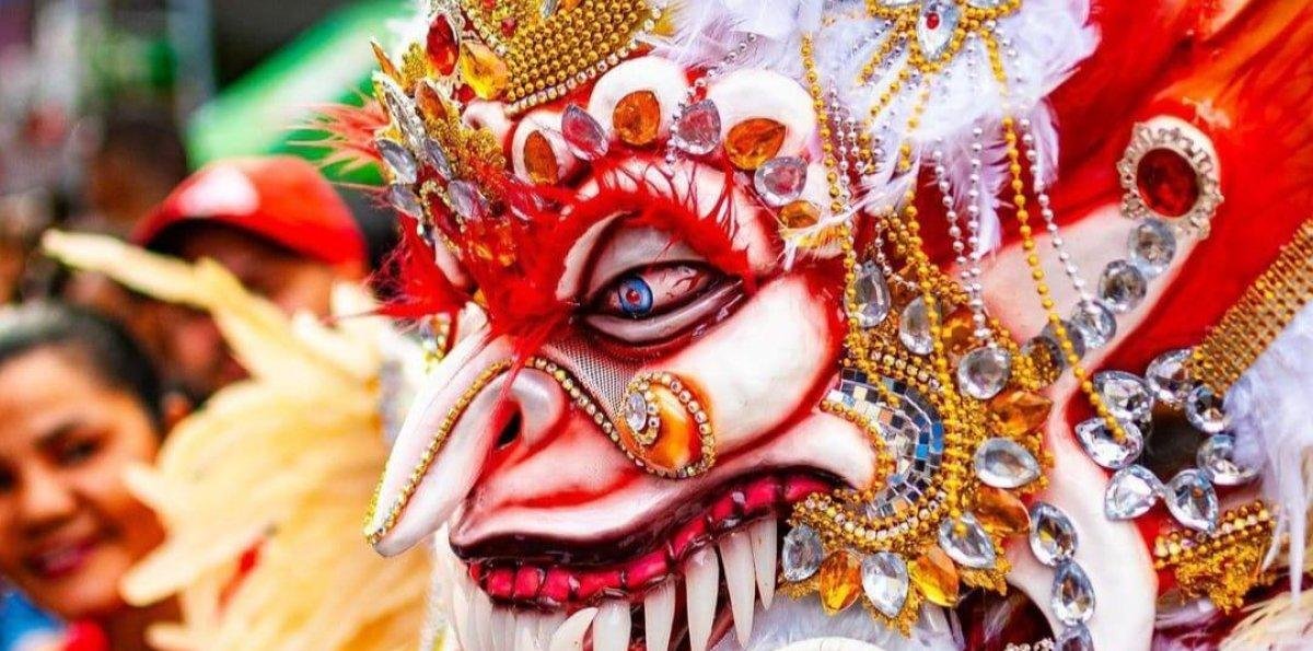 El Carnaval de Bonao sigue encendió este domingo