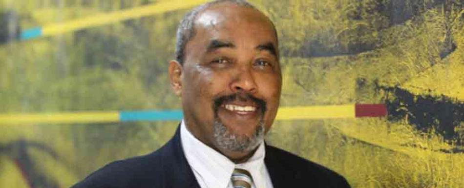 Carlos Nina anuncia un nuevo libro sobre la prensa