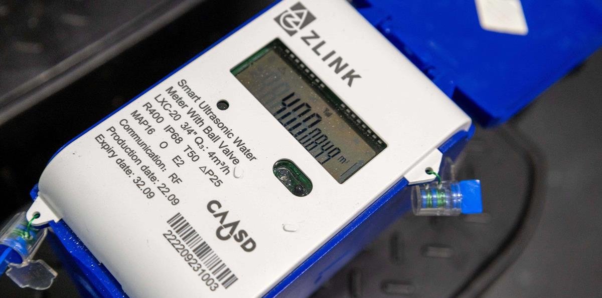 La Caasd controla el consumo de agua mediante medidores inteligentes