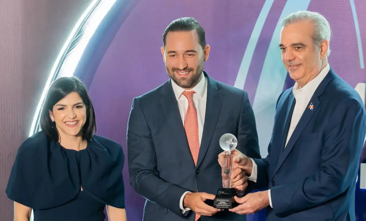 Hire Horatio reconocida por ProDominicana en la categoría servicios