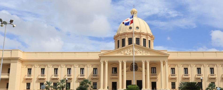 El agente Melitón Cordero, de la DEA, es dominicano y en 2024 Abinader emitió un decreto condecorándolo