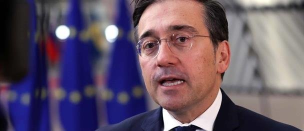 Vuelan hacia España los cinco españoles liberados en Venezuela