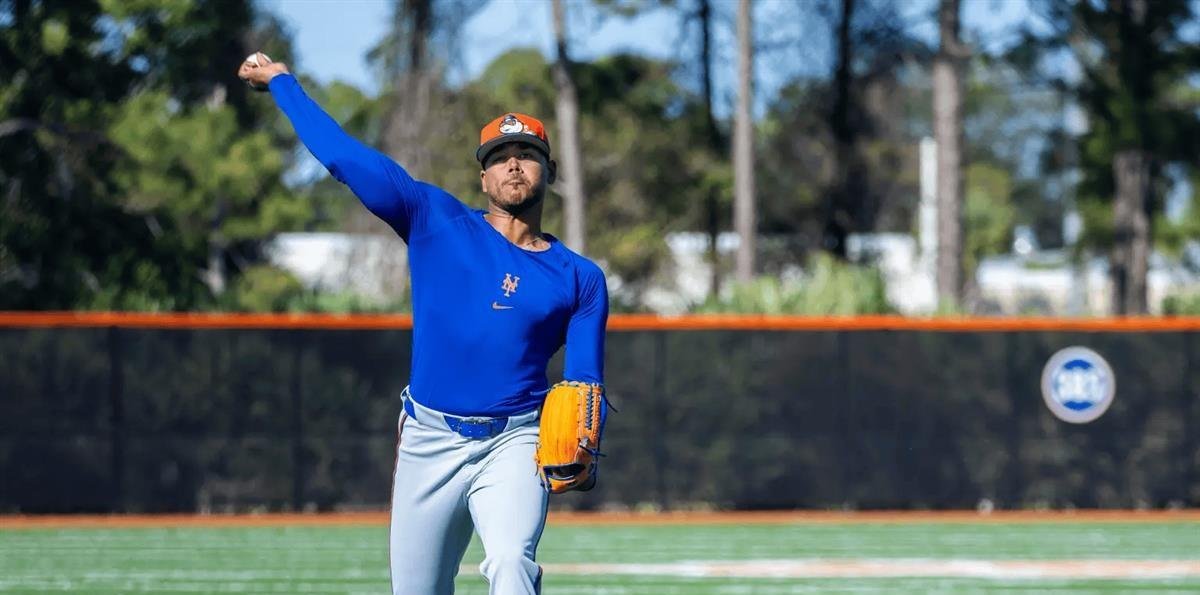 Freddy Peralta inicia su nueva etapa con los Mets