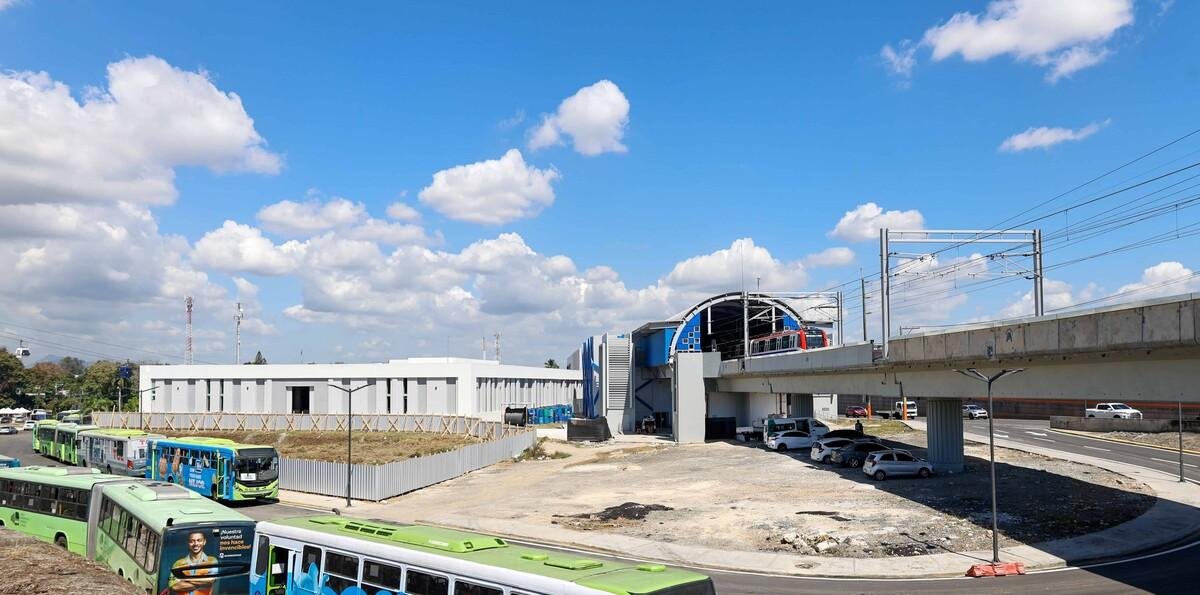 Luis Abinader inaugura el metro de Los Alcarrizos