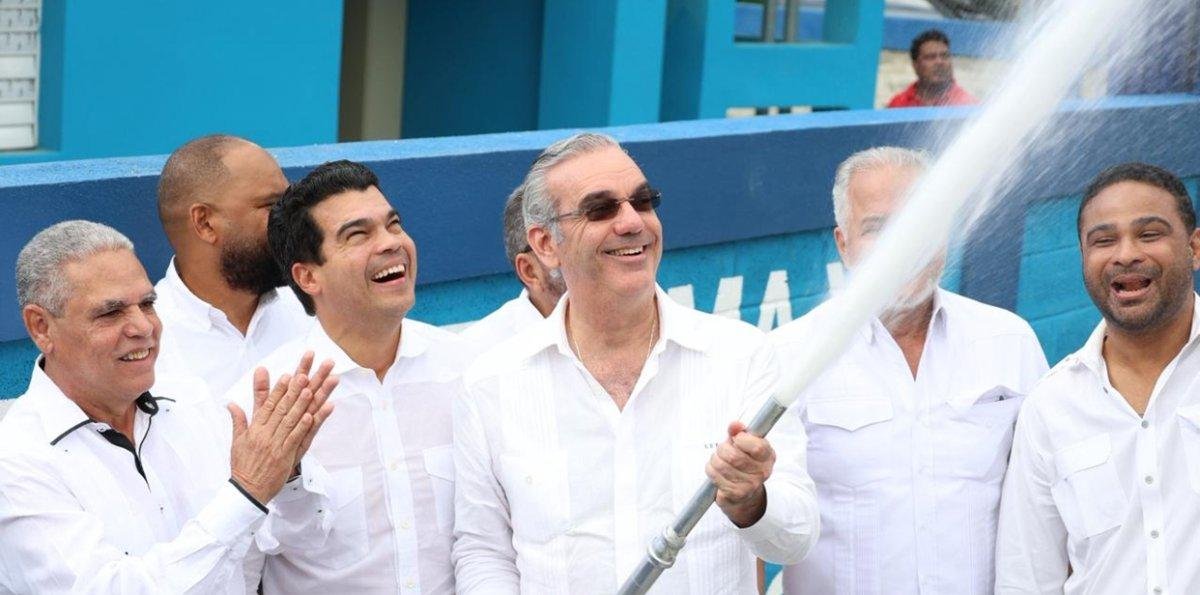 Gobierno amplía el acueducto de VA