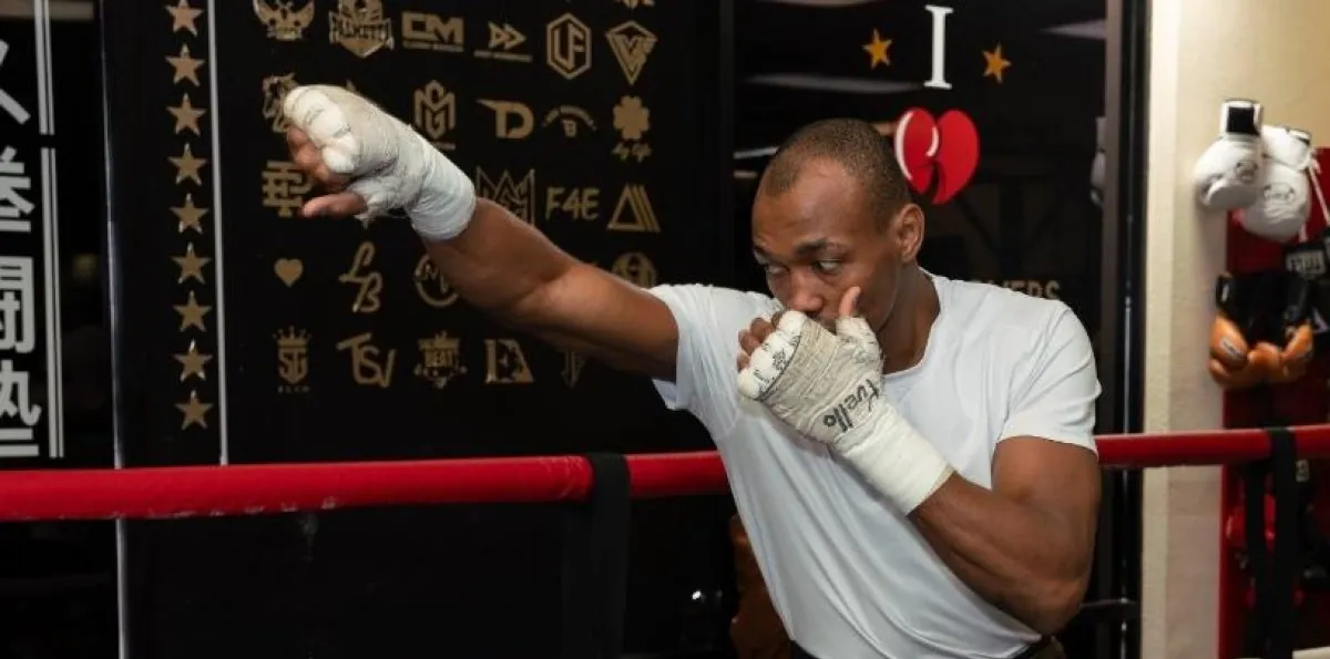 Confirman pelea de Puello por faja mundial contra Dalton Smith