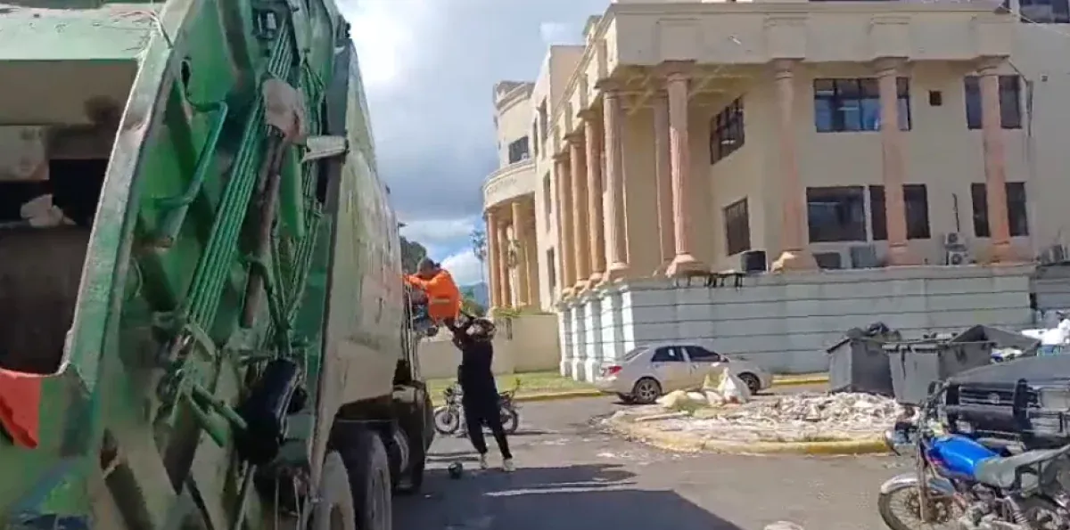 MP: cuando Deivy Carlos Abreu Quezada estaba herido de un cuchillo de 12 pulgadas, los demás decían "mátalo, mátalo"