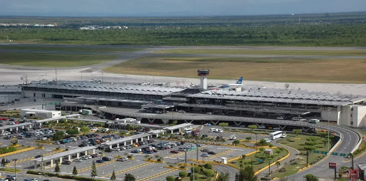 Aeropuerto de PP sigue con menos pasajeros