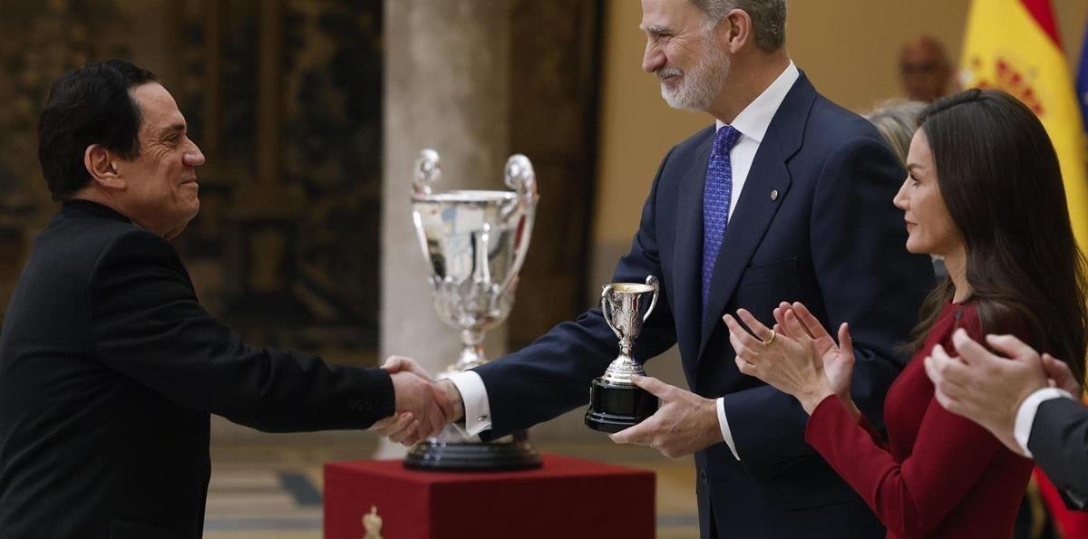 Los reyes de España premian la dominicana Marileidy Paulino