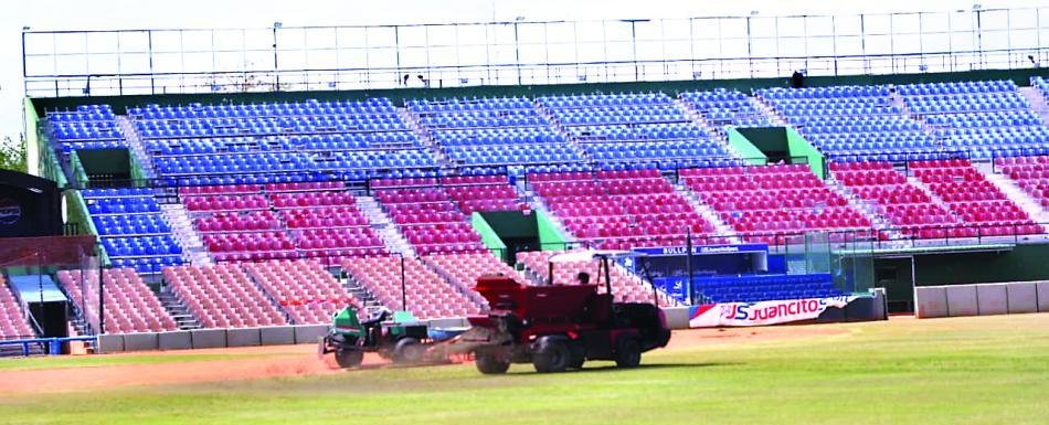 ¡S.O.S al estadio Quisqueya!