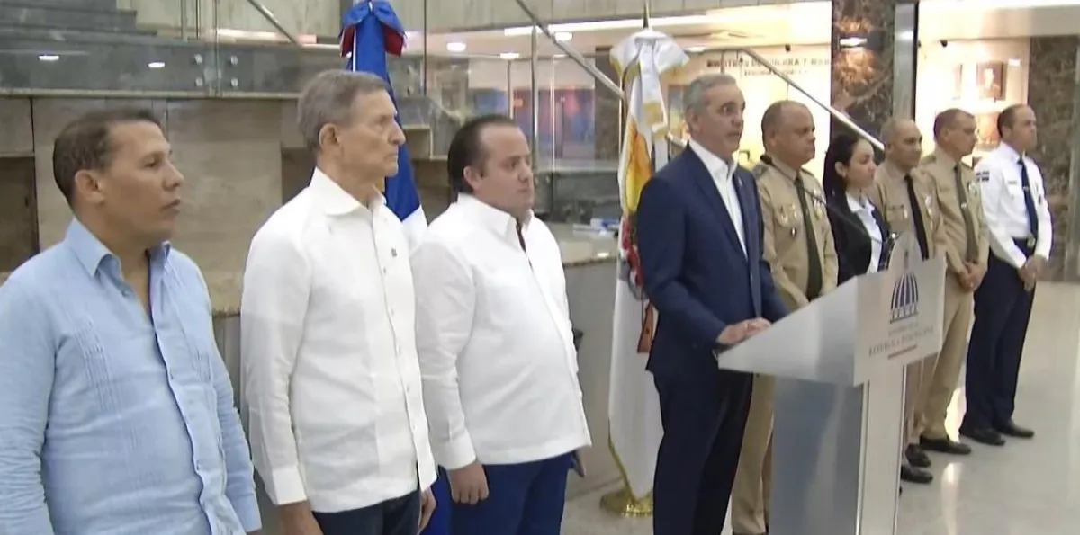 Luis Abinader convoca a todos los sectores productivos, políticos y sociales a un acuerdo contra crisis internacional