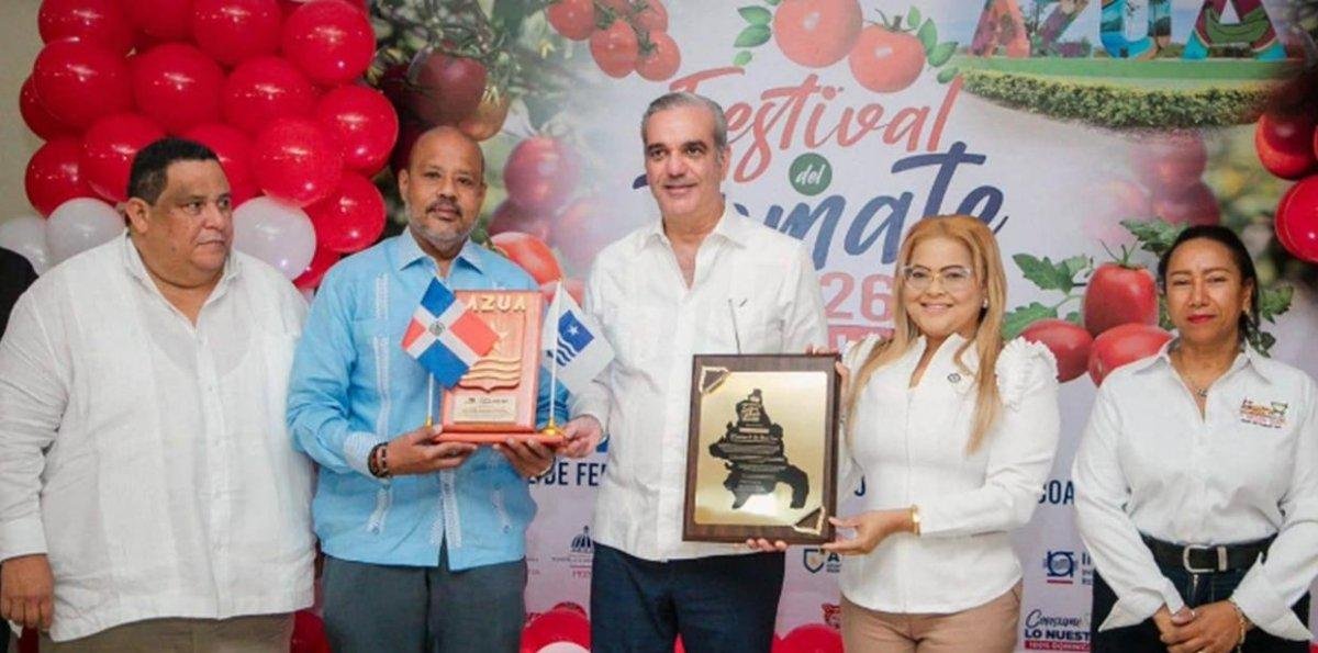 Festival del Tomate en Azua concita atención