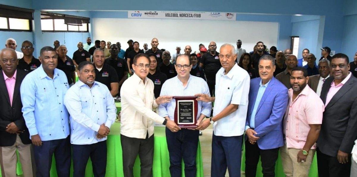 Asamblea Boxeo reconoce aportes Franklin De la Mota