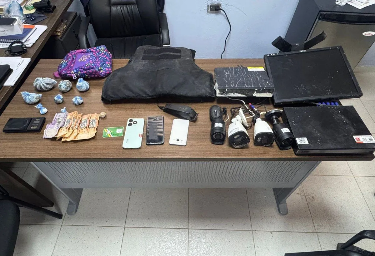 Desmantelan presunta estructura criminal en San Juan; seis personas fueron arrestadas durante allanamiento