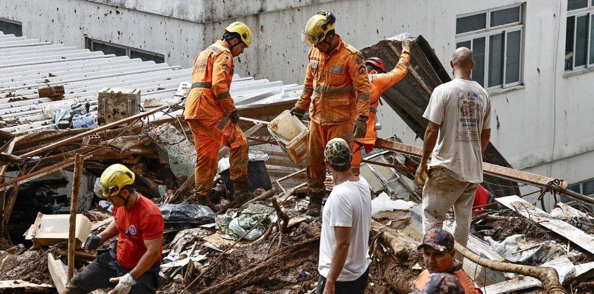 Sube a 46 la cifra muertos por intensas lluvias Brasil