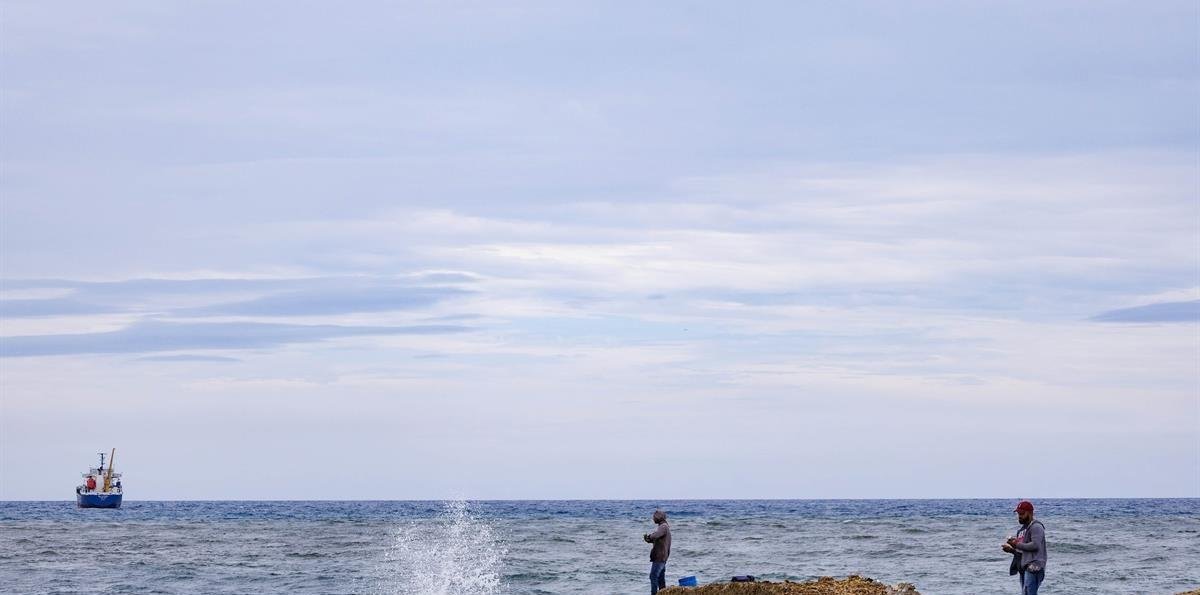 El COE emite restricción marítima en ambas costas del país