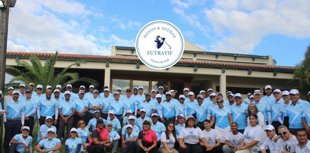 Celebran con éxito torneo golf a beneficio de jóvenes