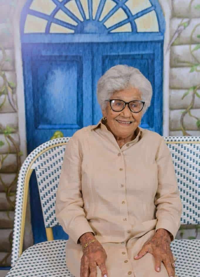 Doña Florencia llega a sus 103 años lúcida y feliz