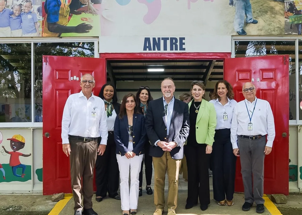 CODEVI recibe visita de delegación diplomática de EE. UU.