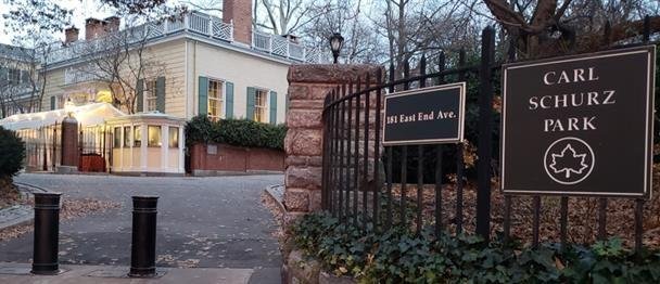 Mudanza alcalde Nueva York a la Mansión Gracie