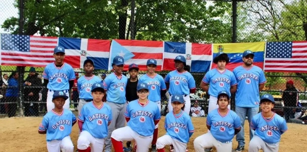 450 jugadores en inauguración torneo liga Rolando Paulino