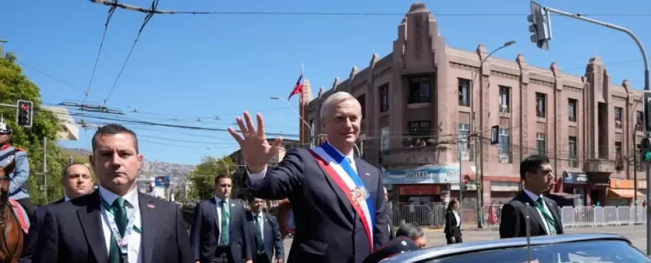 Kast asume una Presidencia más radical que la de Pinochet