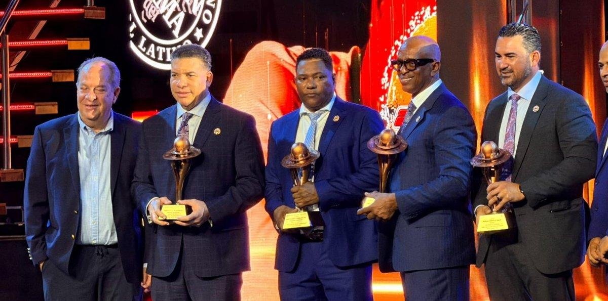 ¡Gran honor! Inmortalizan a 5 leyendas latinas