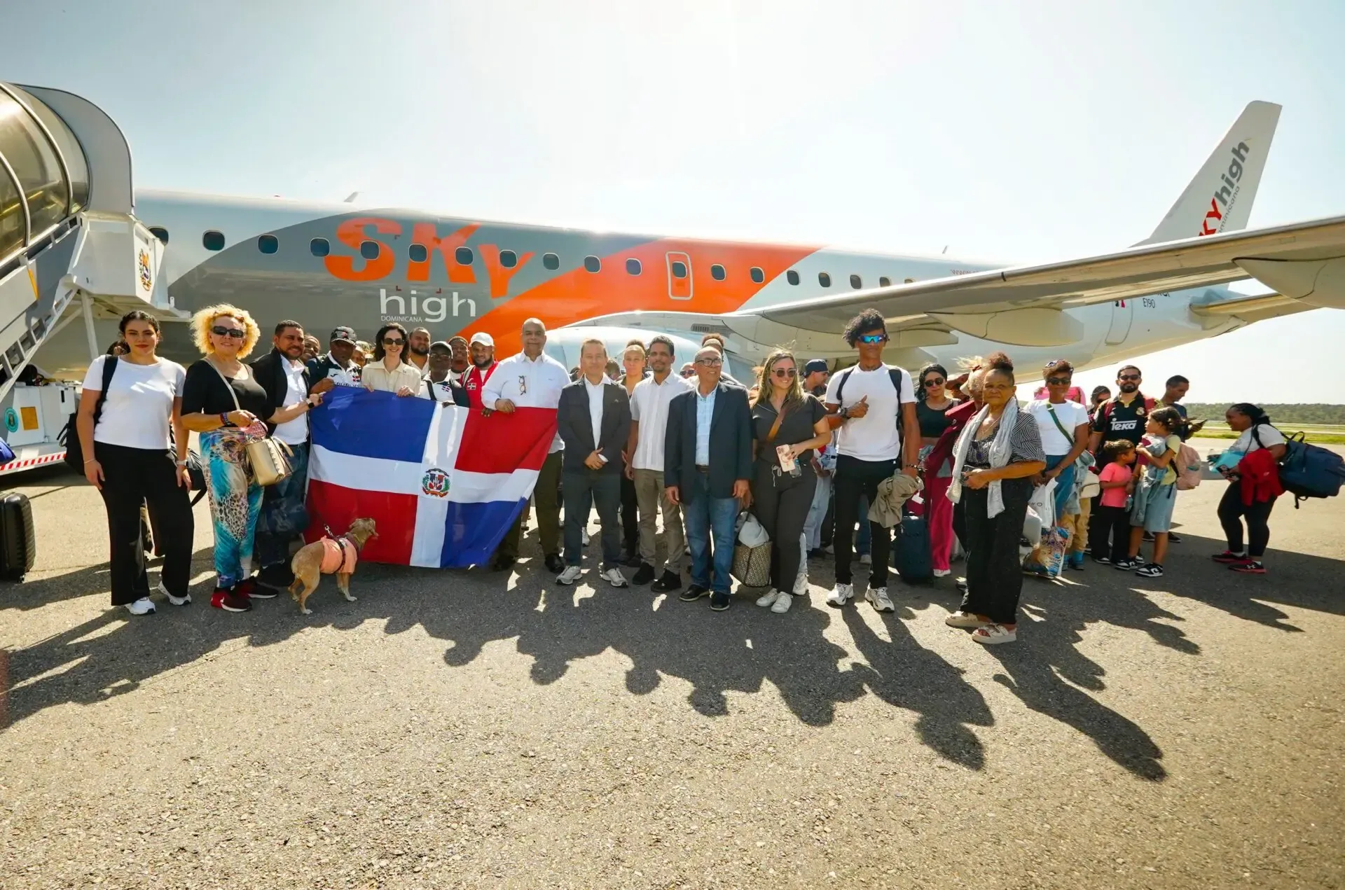 Gobierno dominicano facilita el retorno al país de 65 ciudadanos a través de vuelo humanitario procedente de Venezuela