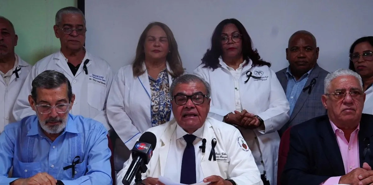 Médicos denuncian complicidad de CMD con el Gobierno