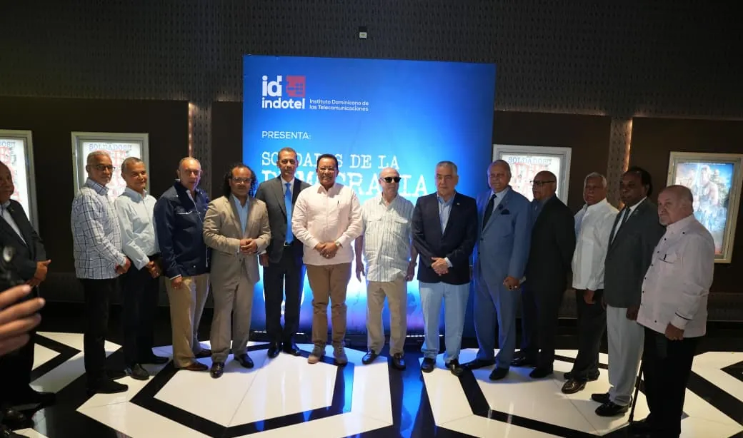 Zayas estrena documental “Los Soldados de la Democracia”