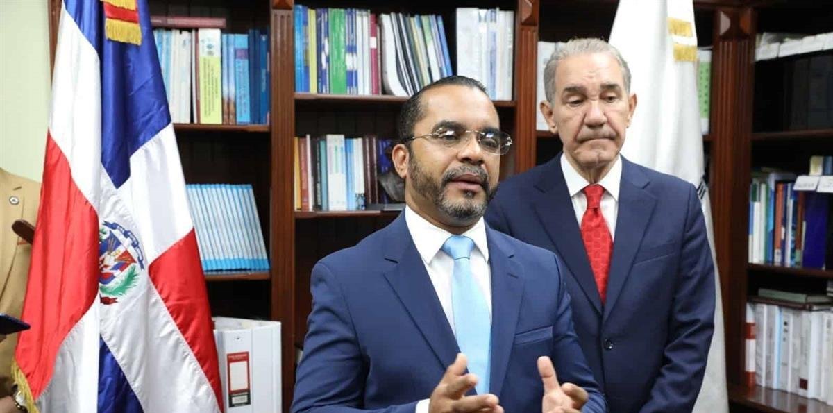 El nuevo rector del ITLA anuncia auditoría tras su juramentación