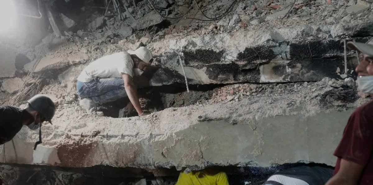 Sube a 4,490 cifra muertos por terremotos Venezuela