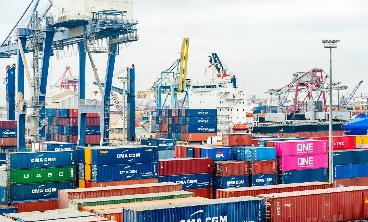 Navieros destacan estabilidad marítima y ajustes en costos