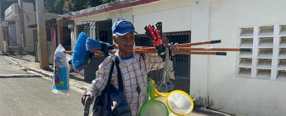 Antonio Bautista Beltrán, con 96 años, sigue trabajando y enamorándose