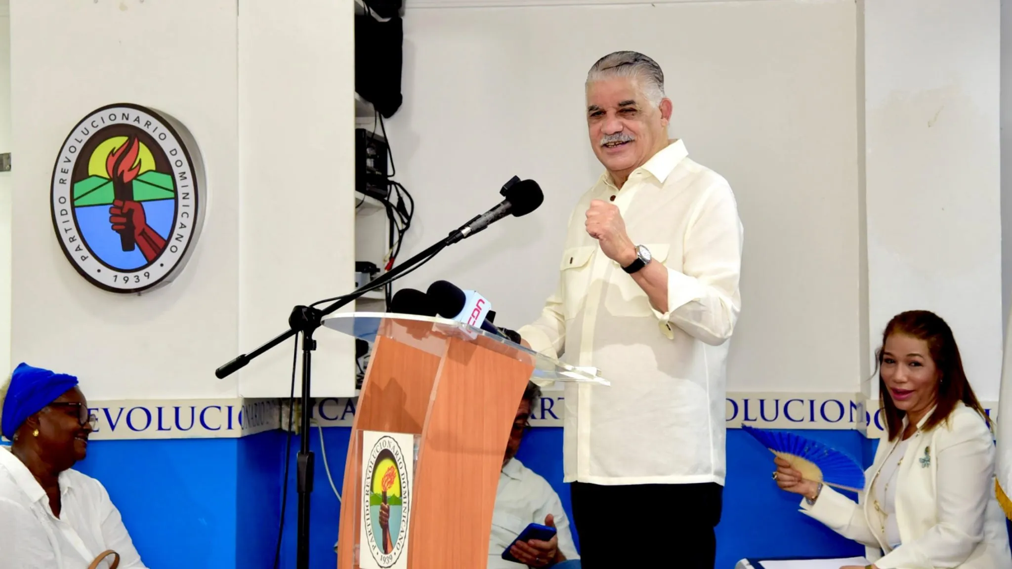 Presidente PRD propone alianza para desplazar PRM del poder