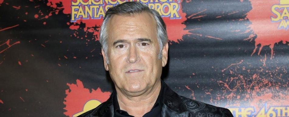 Actor Bruce Campbell anuncia padece "un cáncer tratable, no incurable"