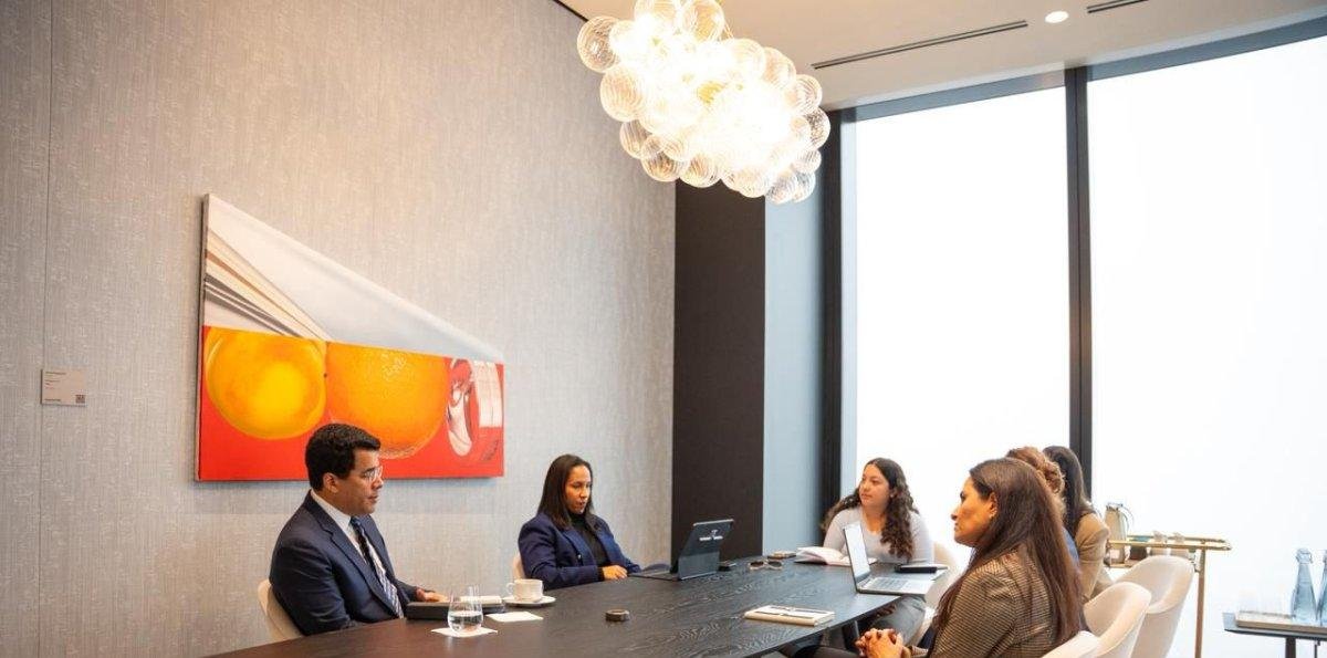 David Collado presenta en Nueva York proyecciones turísticas 2026 ante líderes financieros internacionales