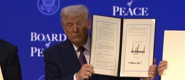 Trump lanza en Davos su Consejo de Paz