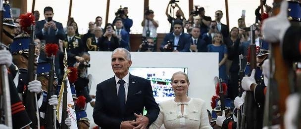 Asfura, respaldado por Trump, jura como presidente de Honduras