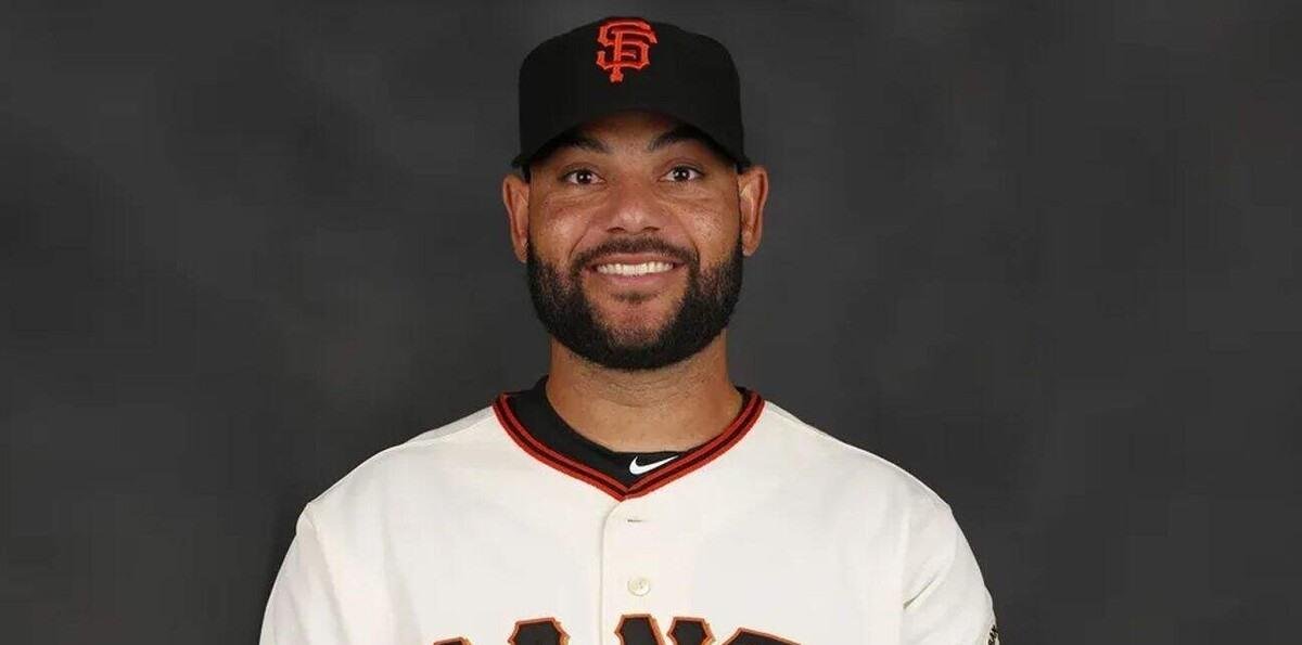 Estrellas contratan a Héctor Borg como dirigente